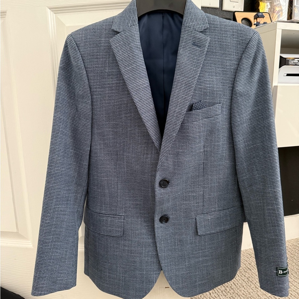 Brooks Brothers Textured Navy and light Blazer boys